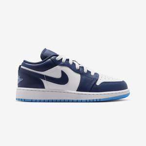 JORDAN | AIR JORDAN 1 LOW (GS) { MIDNIGHT NAVY/UNIVERSITY BLUE-WHITE