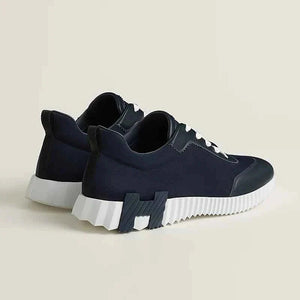 Bouncing sneaker