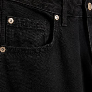 Black Classic Barrel Jeans