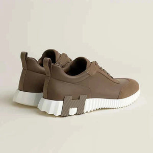 Bouncing sneaker