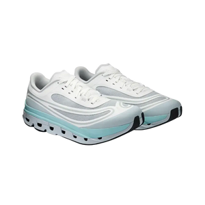 On Running Cloudflow 5 AD Hail White