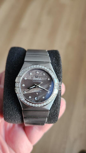 Omega Constellation Ladies Co-axial 27mm Lacquered dial decorated with a feathered pattern