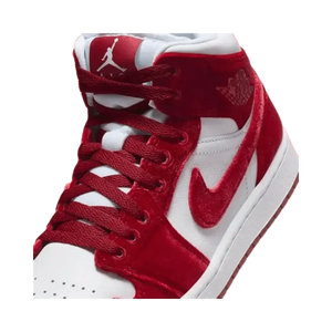Nike Air Jordan 1 Mid 'Red Velvet'