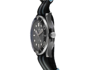 Omega Seamaster Diver 300 MRef.210.92.44.20.01.002 2025 Full Set Ungetragen Seamaster Diver 300 M Keramik Titan