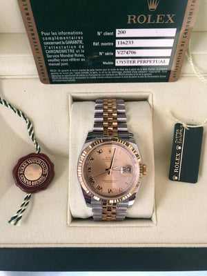 Rolex Oyster Perpetualyear 2009. Vintage. 18k gold. Stamps of authenticity.