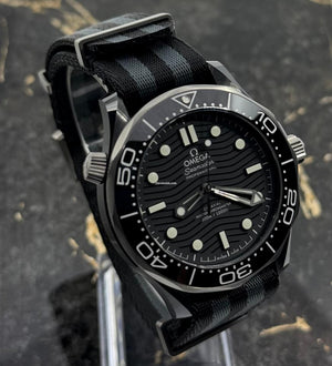 Omega Seamaster Diver 300 MNew 2026 - Black Ceramic - Nato Strap - Seamaster Diver 300 M - 43,5mm