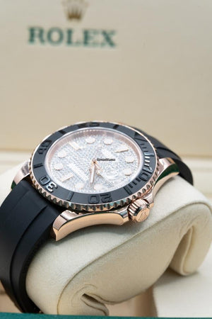Rolex | Yacht-Master | 126655 | Rose gold | 40 mm | Rubber | Silver | Automatic