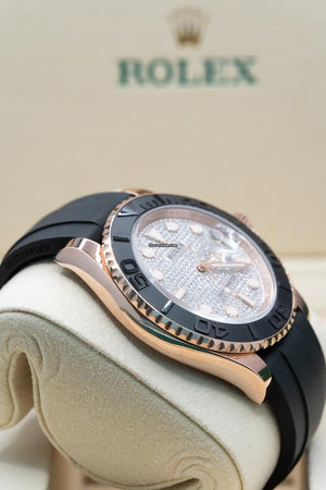 Rolex | Yacht-Master | 126655 | Rose gold | 40 mm | Rubber | Silver | Automatic