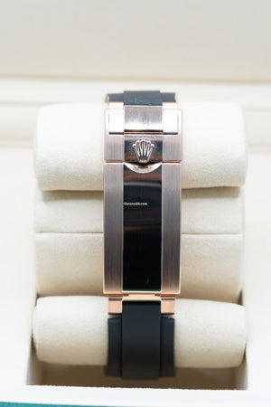 Rolex | Yacht-Master | 126655 | Rose gold | 40 mm | Rubber | Silver | Automatic