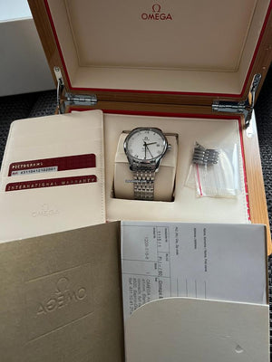 Omega De Ville