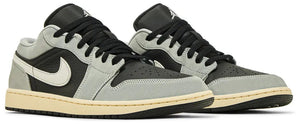 Air Jordan 1 Low 'Light Smoke Grey' Off Noir