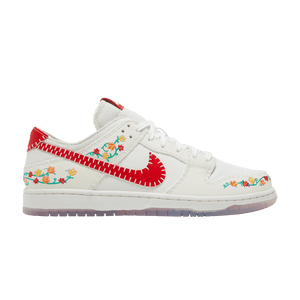 Nike Dunk Low White And University Red