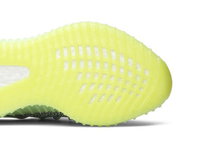 YEEZY BOOST 350 V2 REFLECTIVE Yeezreel
