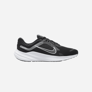 Nike Quest 5 Black White Dark Smoke Grey White