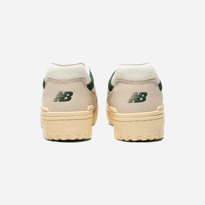 New Balance 550 Permafrost Dark Alpine Green