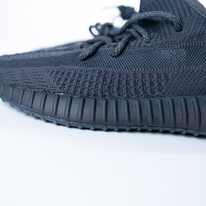 Adidas Yeezy Boost 350 V2 Black (non-reflective) (UK 9.5)