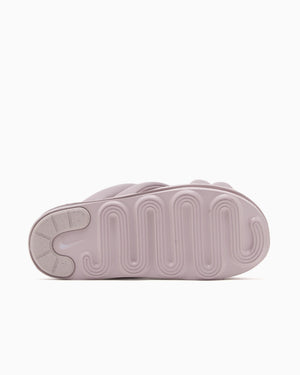 Nike Women's Air Max Isla