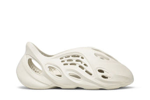 Yeezy Foam RNNR Ararat (2020/2022)