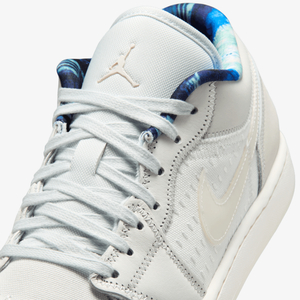 NIKE AIR JORDAN 1 LOW SE { SUMMIT WHITE/SAIL-MULTI-COLOR-OFF WHITE