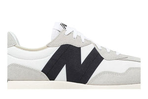 New Balance 327 Sea Salt