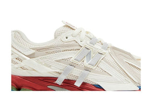 New Balance 1906A Sea Salt Astro Dust