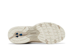 New Balance 530 Moonbeam Sea Salt