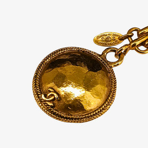 RA156 - CHANEL Gold Key Ring