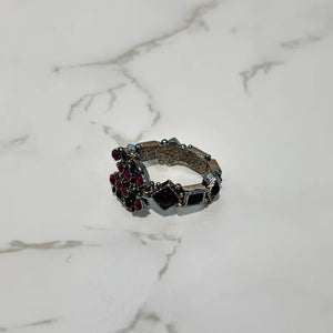 JX404 - CHANEL CC Logo Black / Purple Studs Silver Ring