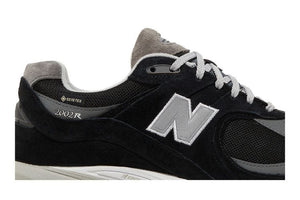 New Balance 2002R Gore-Tex Black Castlerock