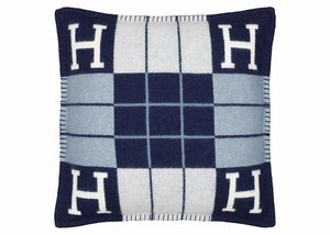 Hermes Avalon III Pillow Small Model Ecru Caban