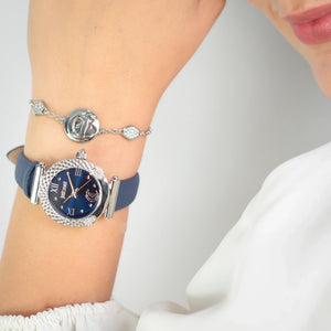 Curiosa Leather Blue