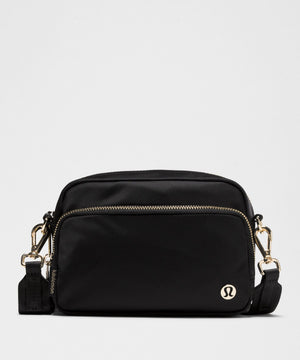 Lululemon Everywhere Crossbody Bag 2L *Metal Hardware