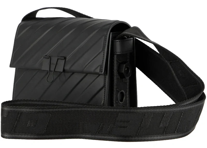 Off-White Clipper Bag Black