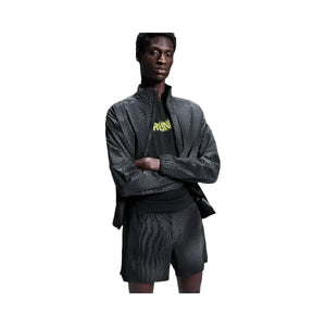 On Lightweight Shorts Lumos Black