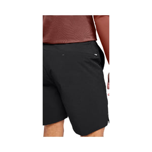 On Performance Hybrid Shorts Black