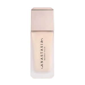 Impeccable Blurring Second Skin Matte Foundation