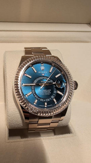 Rolex | Sky-Dweller | 336935 | 42 mm | Rose gold | Blue | Manual winding