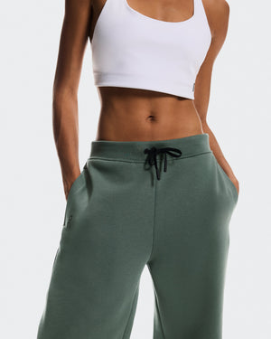 On Focus Tech Sweatpants Olive (Women'S) (Women's)