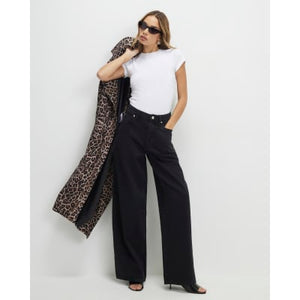Black Classic Barrel Jeans