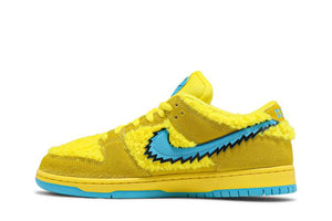 NIKE SB DUNK LOW GRATEFUL DEAD BEARS OPTI YELLOW