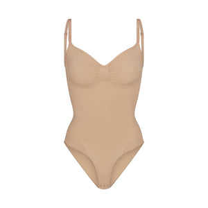 SKIMS SEAMLESS SCULPT BRIEF BODYSUIT