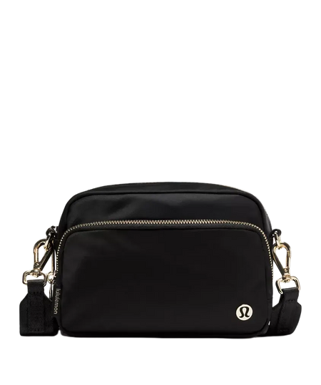 Lululemon Everywhere Crossbody Bag 2L Metal Hardwar Black/Golde