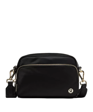 Lululemon Everywhere Crossbody Bag 2L Metal Hardwar Black/Golde