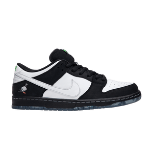 SB Dunk Low Panda Pigeon