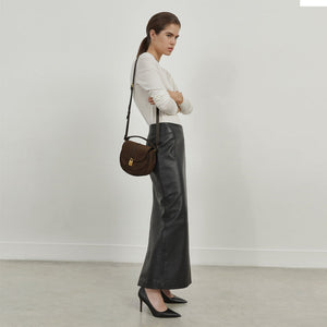 DeMellier The Siena Saddle mocha suede & mocha small grain