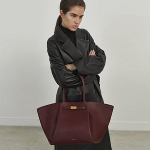 DeMellier The New York burgundy small grain