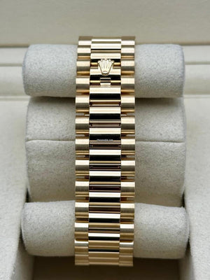 Rolex | Day-Date | 228238 | Yellow gold | 40 mm | Yellow gold | Black | Automatic