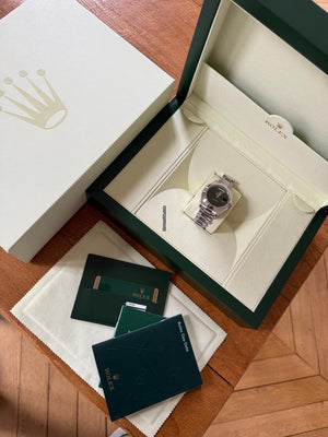 Rolex | Day-Date | 218206 | Platinum | 41 mm | Platinum | Black | Automatic
